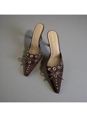 WHITE FOX Brown Faux Suede Bow Mules Heels Size 9 NEW NWOB